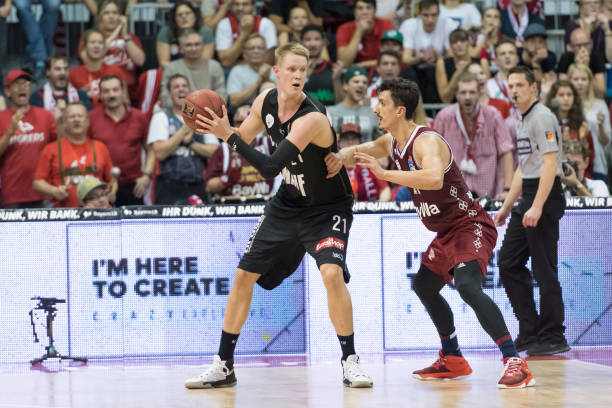 接管后场 接管后场