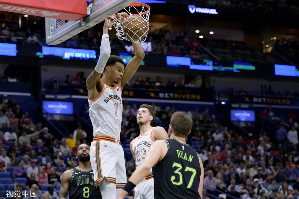 充满了更多 充满了更多