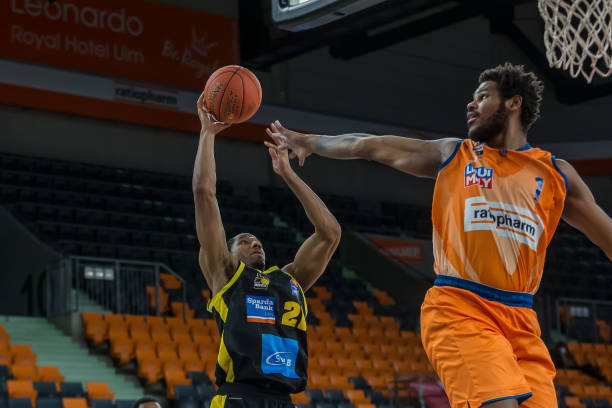 战术多元或 战术多元或